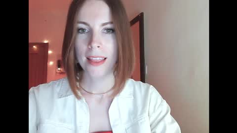 Snapshot of eva_cutesmile chatting on October 20, 2025, 7:47 pm Eva online show from October 20, 2025, 7:47 pm