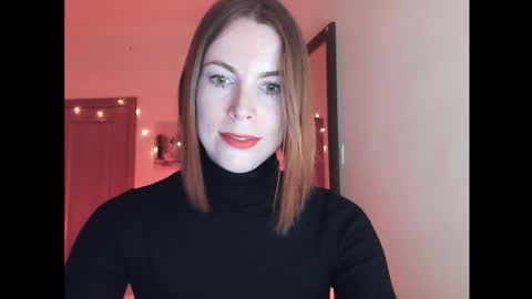 Snapshot of eva_cutesmile chatting on November 3, 2025, 8:43 pm Eva online show from November 3, 2025, 8:43 pm