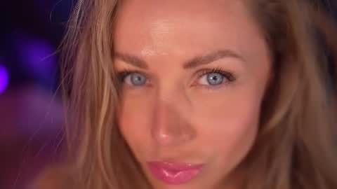 Snapshot of eva_fashionista chatting on July 3, 2026, 8:04 pm Eva online show from July 3, 2026, 8:04 pm