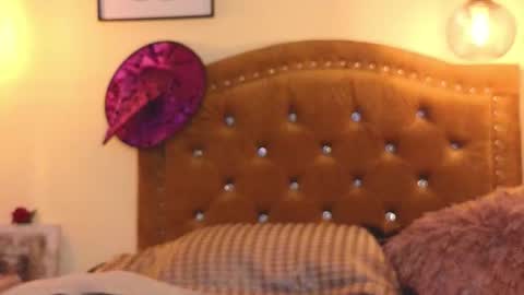 Snapshot of eva_foxs chatting on November 19, 2025, 10:32 pm Eva Foxs online show from November 19, 2025, 10:32 pm