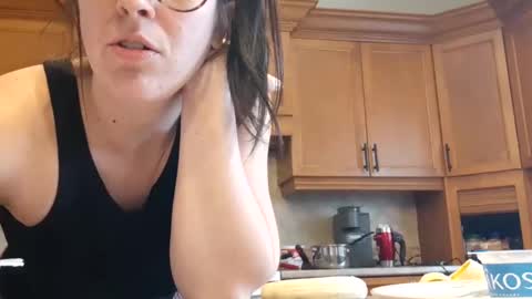 Eva  Jake online show from March 10, 2025, 4:57 pm