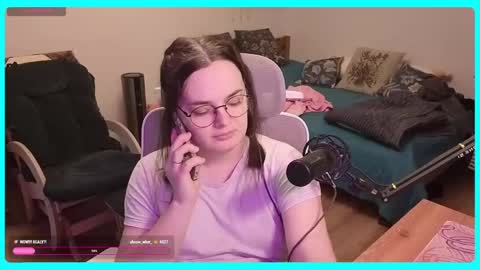 Gamer Katt online show from April 1, 2026, 2:03 pm