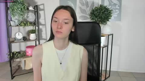 Eva online show from June 18, 2026, 6:02 am