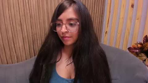 Angelinne online show from February 12, 2025, 9:10 am