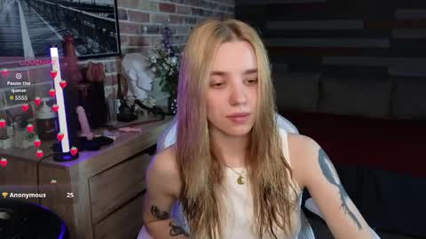 eva_mini online show from May 31, 2026, 9:05 pm