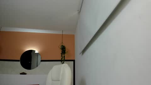 eva_monet online show from June 26, 2026, 6:01 pm