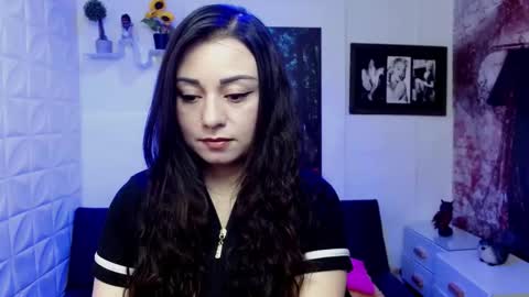 Eva online show from November 25, 2025, 2:28 pm