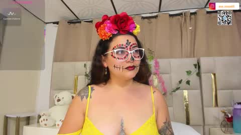 Eva  online show from October 17, 2025, 12:08 pm