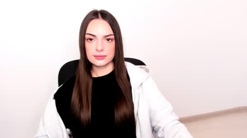 Snapshot of eva_rossee_ chatting on January 27, 2025, 7:03 pm Eva online show from January 27, 2025, 7:03 pm