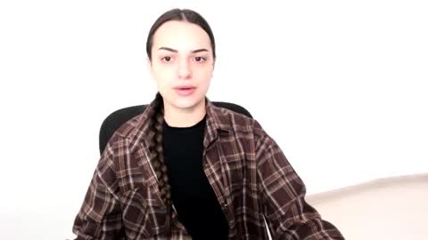 Snapshot of eva_rossee_ chatting on February 5, 2025, 11:55 am Eva online show from February 5, 2025, 11:55 am