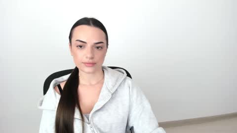 Snapshot of eva_rossee_ chatting on February 25, 2025, 9:13 pm Eva online show from February 25, 2025, 9:13 pm