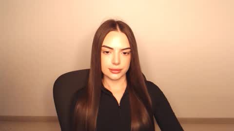 Snapshot of eva_rossee_ chatting on October 3, 2025, 5:10 pm Eva online show from October 3, 2025, 5:10 pm