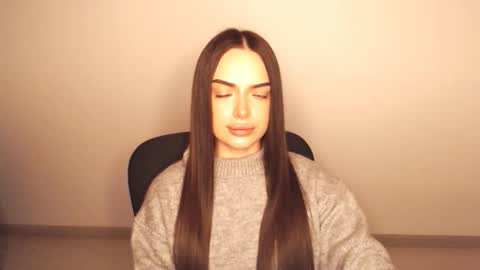 Snapshot of eva_rossee_ chatting on October 10, 2025, 4:06 pm Eva online show from October 10, 2025, 4:06 pm