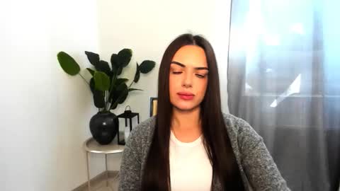 Eva online show from March 17, 2026, 11:46 am