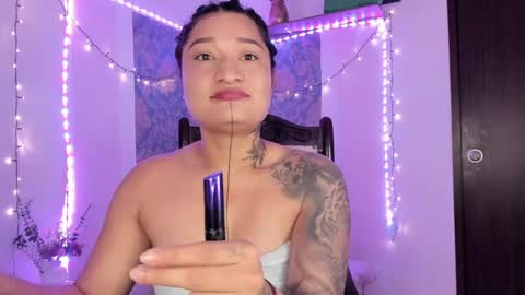 Eva  online show from March 4, 2026, 9:48 am