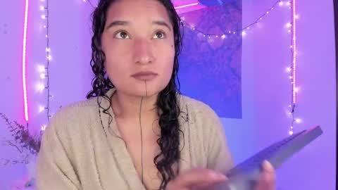 Eva  online show from June 14, 2026, 10:17 am