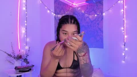 Eva  online show from June 25, 2026, 10:53 am
