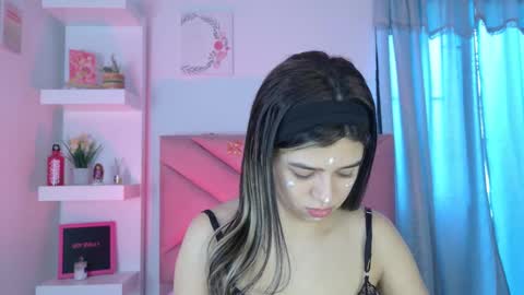 Eva Sin online show from October 4, 2025, 12:25 pm