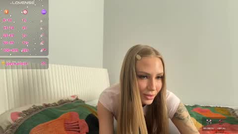 Hello Im Eva online show from April 27, 2026, 5:05 am