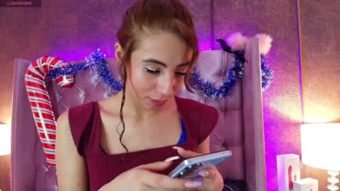 Snapshot of evaa_cloee chatting on December 18, 2024, 3:37 am EVA CLOEE online show from December 18, 2024, 3:37 am