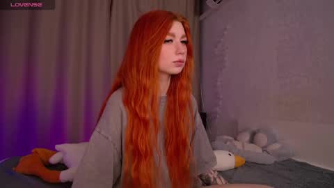 Snapshot of evaa_moonn_ chatting on December 13, 2024, 2:05 pm Eva online show from December 13, 2024, 2:05 pm