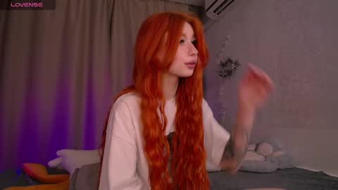 Snapshot of evaa_moonn_ chatting on February 13, 2025, 4:11 am Eva online show from February 13, 2025, 4:11 am