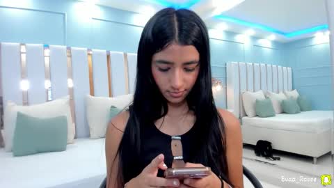 Snapshot of evaa_rose_ chatting on October 27, 2025, 9:52 pm Eva online show from October 27, 2025, 9:52 pm