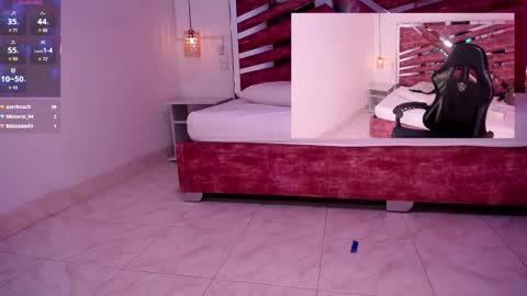 Snapshot of evabloom_ chatting on May 16, 2026, 12:18 am EvaBloom online show from May 16, 2026, 12:18 am