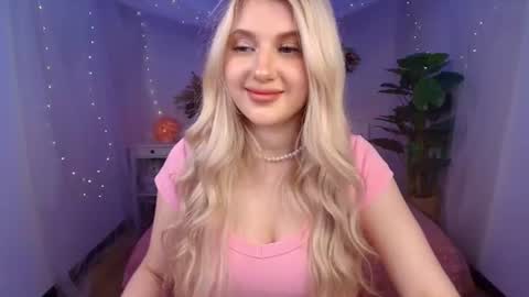 Eva  online show from June 13, 2026, 2:53 am