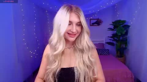 Eva  online show from July 23, 2026, 3:04 am