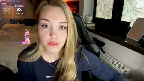 evacarter1 online show from March 26, 2026, 2:11 pm