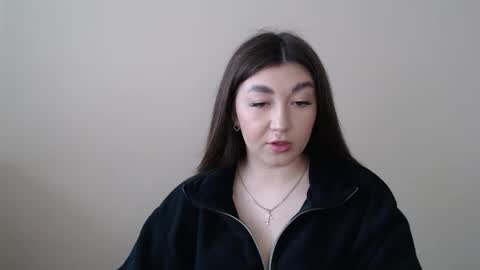 Evachaturbatte online show from May 13, 2026, 8:23 am