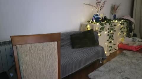 Snapshot of evadior chatting on September 16, 2025, 12:50 pm Eva online show from September 16, 2025, 12:50 pm