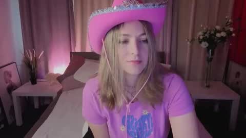 Snapshot of evafolverr chatting on October 11, 2025, 6:23 am Eva online show from October 11, 2025, 6:23 am