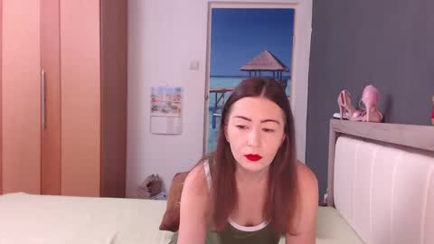 Eva online show from November 27, 2025, 6:48 am