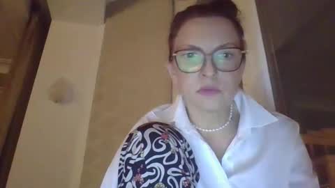 evaglad online show from October 31, 2025, 4:30 pm