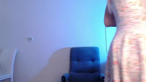 Eva online show from May 22, 2026, 4:08 am