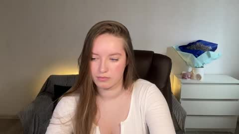 Eva online show from April 4, 2026, 8:34 am