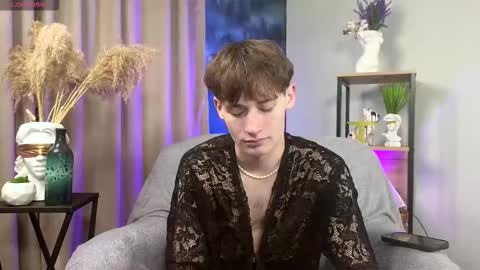 Snapshot of evan__joy chatting on February 16, 2026, 9:00 pm Evan online show from February 16, 2026, 9:00 pm