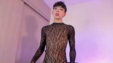 Snapshot of evan_voss chatting on July 14, 2026, 8:25 pm Evan voss help me get 200 likesindependent model online show from July 14, 2026, 8:25 pm