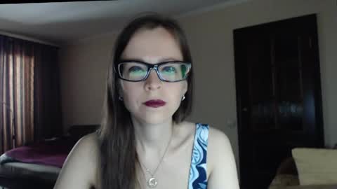 YourMistress online show from May 19, 2026, 8:53 am