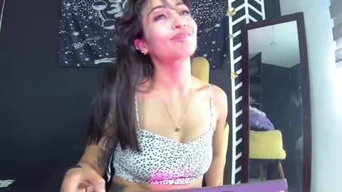  Eva online show from April 13, 2026, 7:08 pm