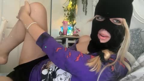 evangelineluvsyou online show from July 23, 2026, 7:34 pm