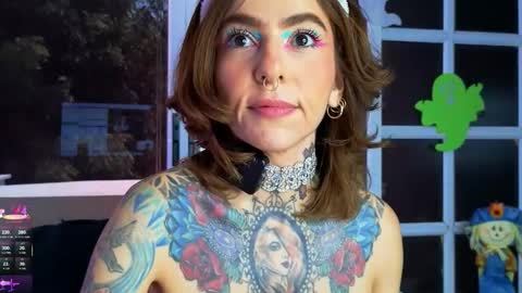 Snapshot of evangelyne1 chatting on October 19, 2025, 3:34 pm Evangelyne online show from October 19, 2025, 3:34 pm