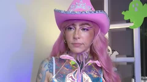 Snapshot of evangelyne1 chatting on October 31, 2025, 4:41 pm Evangelyne online show from October 31, 2025, 4:41 pm