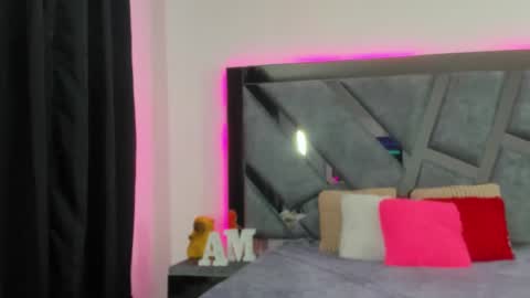 Snapshot of evans_susana chatting on October 7, 2025, 3:20 pm Evan and Susan online show from October 7, 2025, 3:20 pm