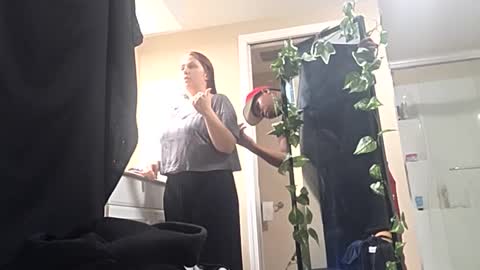 Snapshot of evanschris2048 chatting on October 8, 2025, 1:14 am evanschris2048 online show from October 8, 2025, 1:14 am