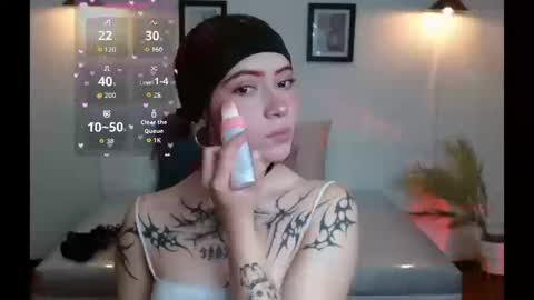 Evanssa lx online show from September 13, 2025, 1:22 pm