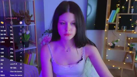 EvaOnyx online show from May 31, 2026, 8:43 pm