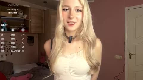 Eva online show from November 15, 2025, 7:27 am